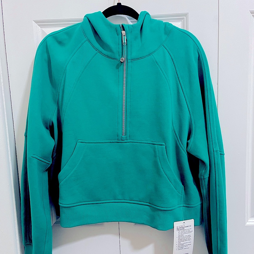 LULULEMON half zip scuba in color Maldives Green (new w/tag)